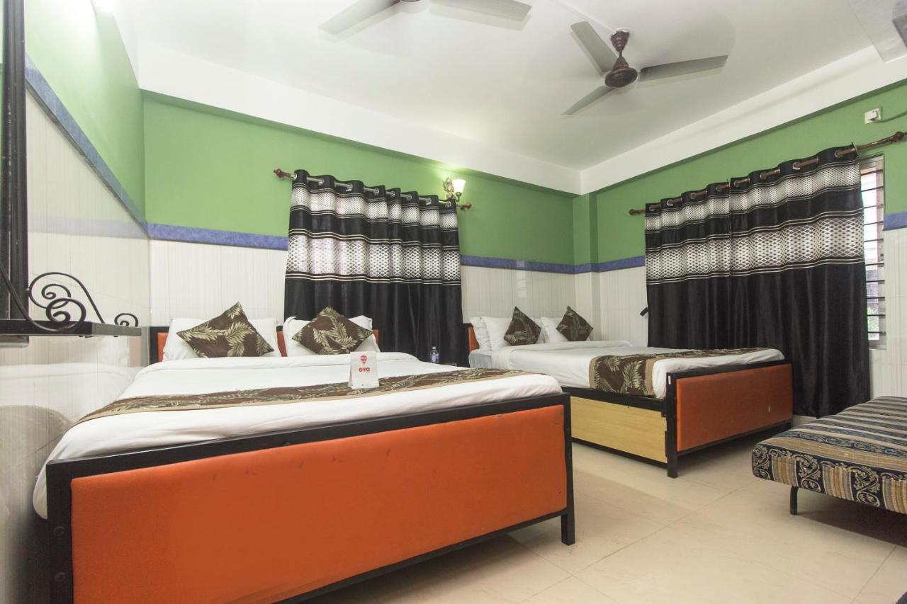 Oyo 16064 Tirupati Lodge Shiliguri Exterior foto